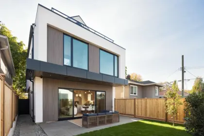 2 231 E 39th Avenue, Vancouver, BC, Vancouver — Half Duplex for sale