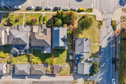 358 W 16th Street, North Vancouver, BC, North vancouver — Single Family Residence for sale
