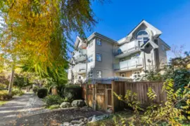 402 1515 E 6th Avenue, Vancouver, BC