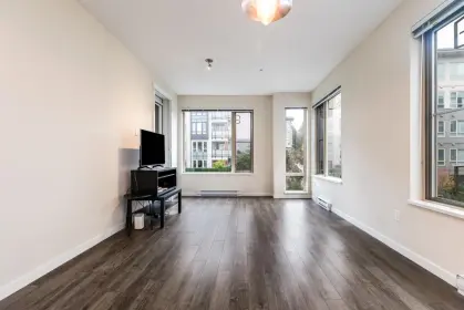311 2665 Mountain Highway, North Vancouver, BC, North vancouver — Apartment/Condo for sale
