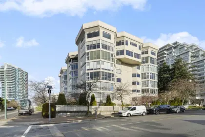 616 1442 Foster Street, White Rock, BC, White rock — Apartment/Condo for sale