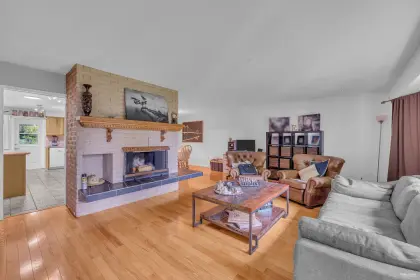 16885 20 Avenue, Surrey, BC, Surrey — Single Family Residence for sale