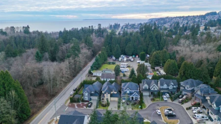 817 163a Street, Surrey, BC, Surrey — Single Family Residence for sale
