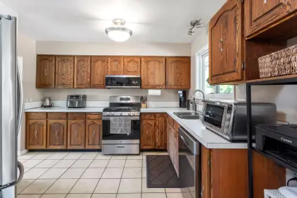 1567 Eastern Drive, Port Coquitlam, BC, Port coquitlam — Single Family Residence for sale