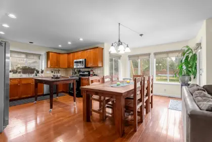 18388 67 Avenue, Surrey, BC, Surrey — Single Family Residence for sale