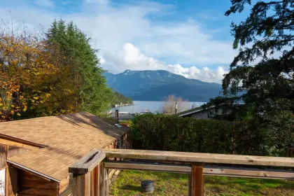 1117 Lenora Road, Bowen Island, BC, Bowen island — Single Family Residence for sale