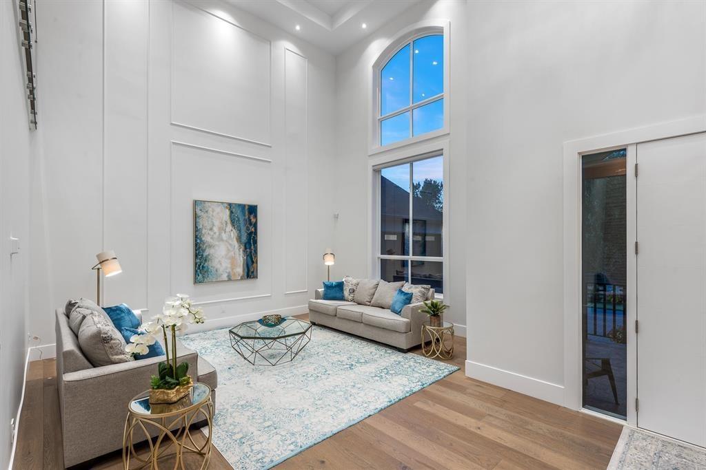 Family Room Photo of 19932 3b Avenue, Langley, BC