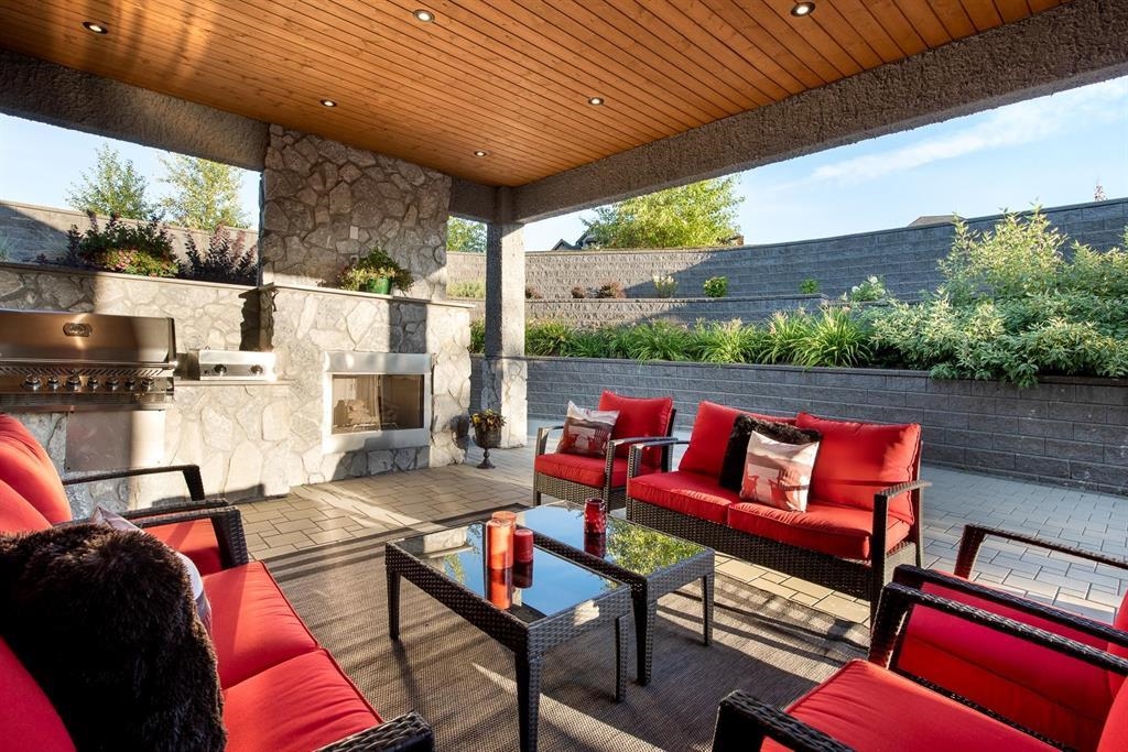 Hot Tub / Spa Photo of 19932 3b Avenue, Langley, BC