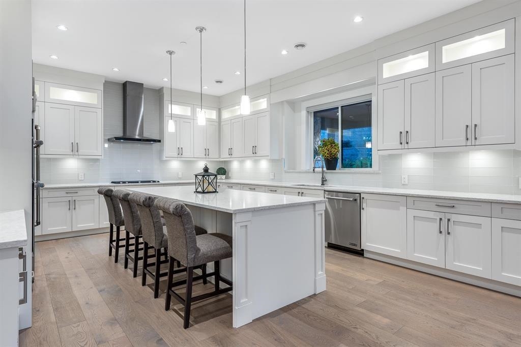 Primary Bathroom Photo of 19932 3b Avenue, Langley, BC