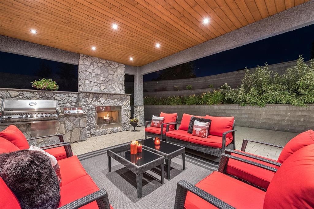 Swimming Pool Photo of 19932 3b Avenue, Langley, BC