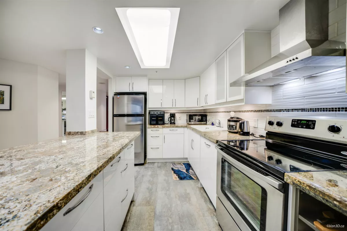 Living Room Photo of 701 1050 Burrard Street, Vancouver, BC