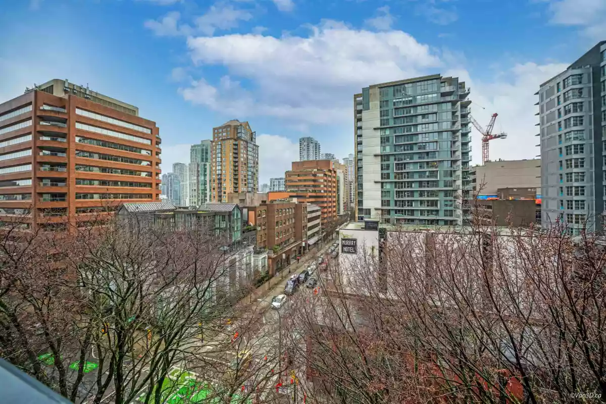 Mudroom Photo of 701 1050 Burrard Street, Vancouver, BC