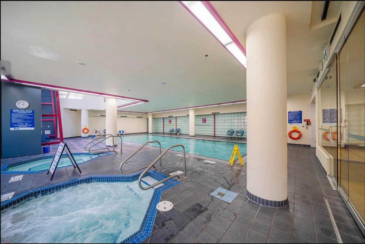 Outdoor Deck Photo of 701 1050 Burrard Street, Vancouver, BC