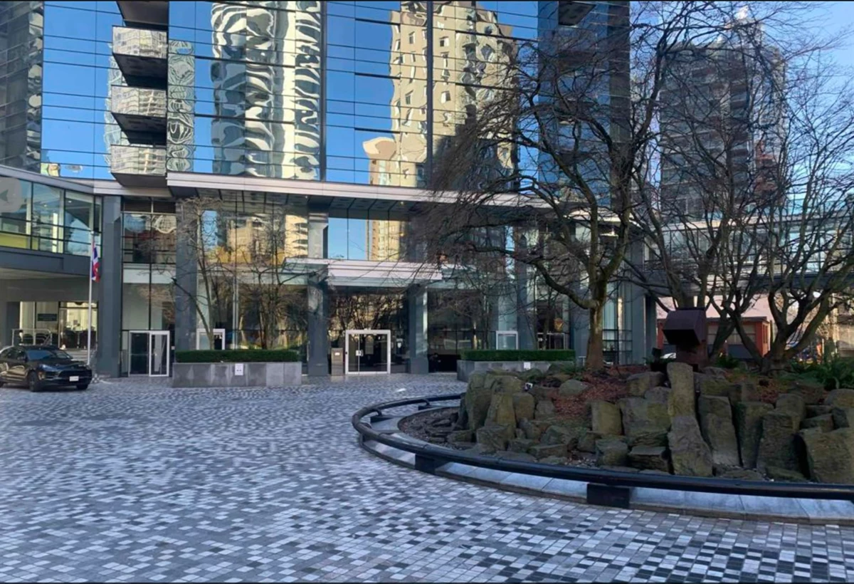 Swimming Pool Photo of 701 1050 Burrard Street, Vancouver, BC