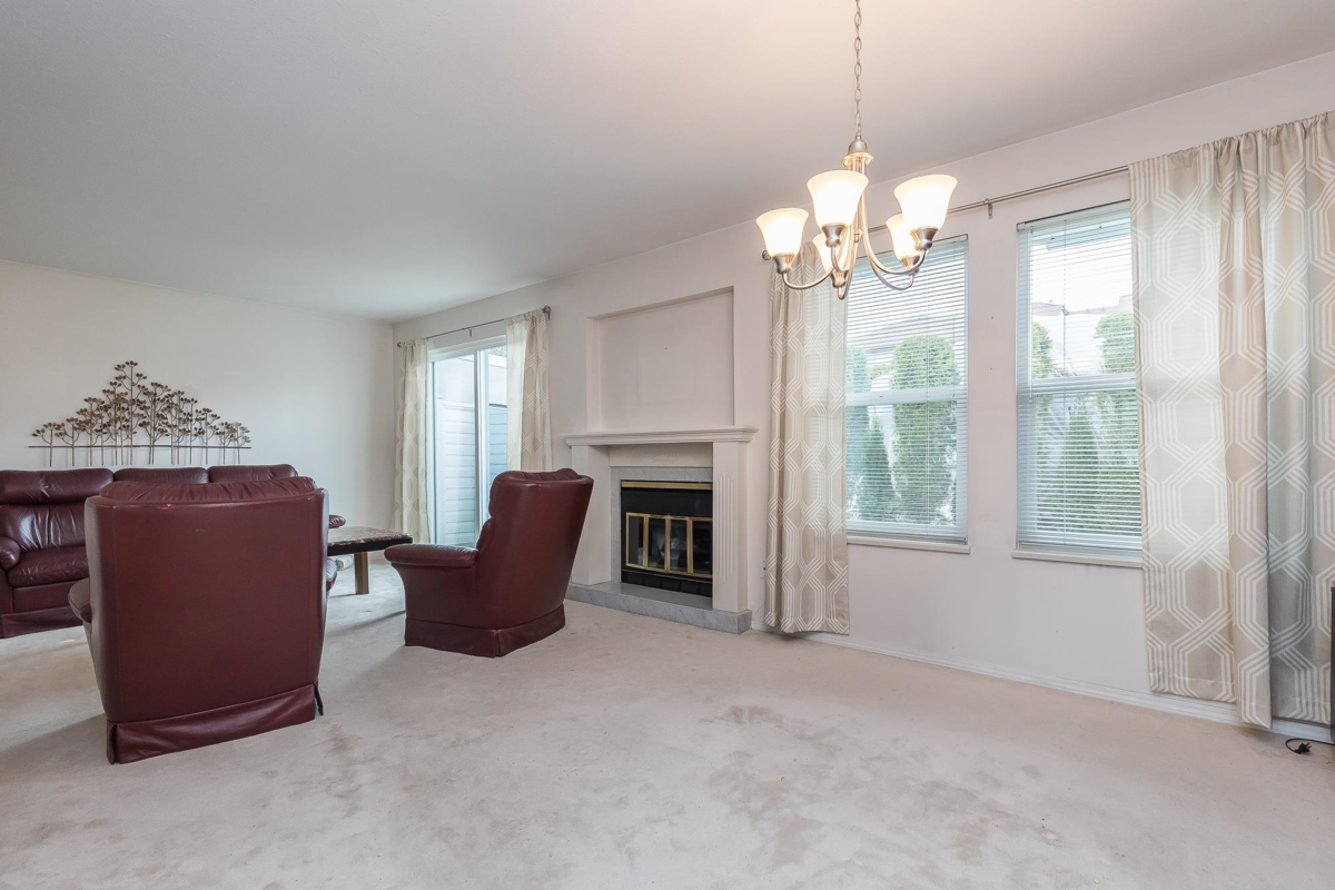 Walk-In Closet Photo of 88 34959 Old Clayburn Road, Abbotsford, BC