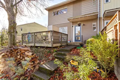 1318 Tina Way, Port Coquitlam, BC, Port coquitlam — Townhouse for sale