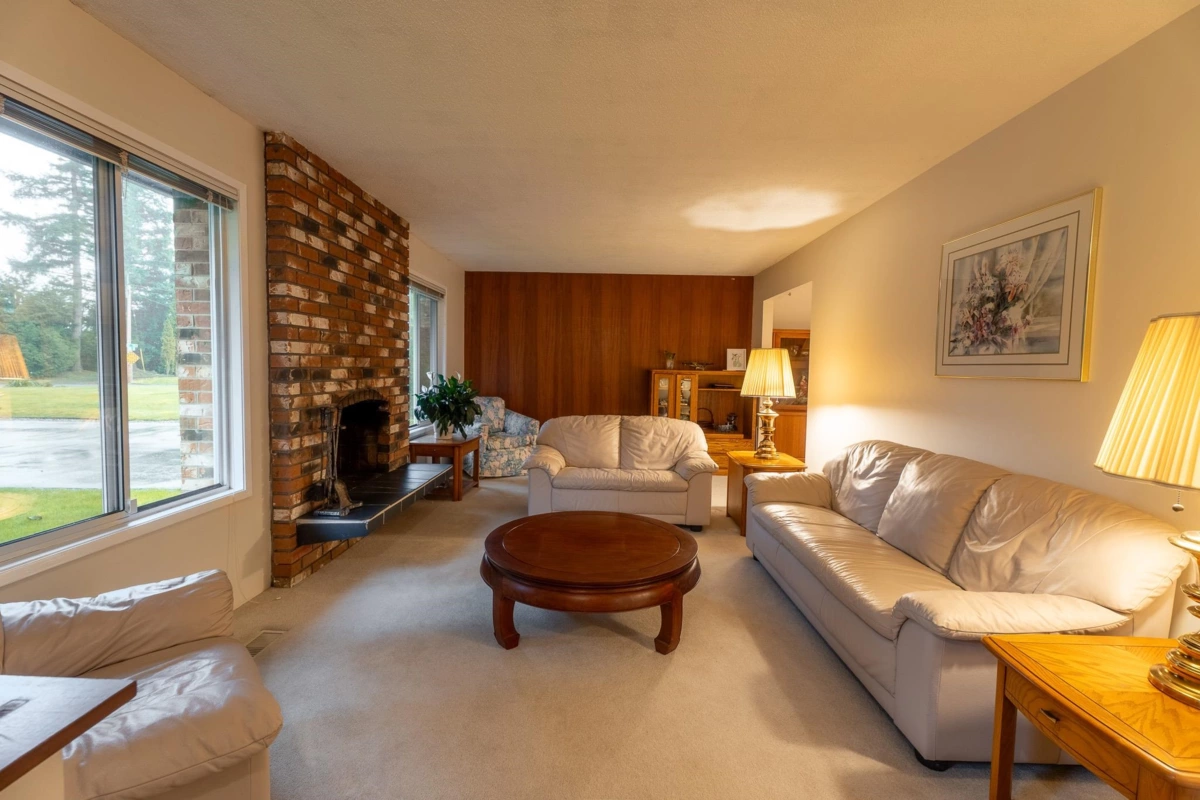 Family Room Photo of 5221 252 Street, Langley, BC