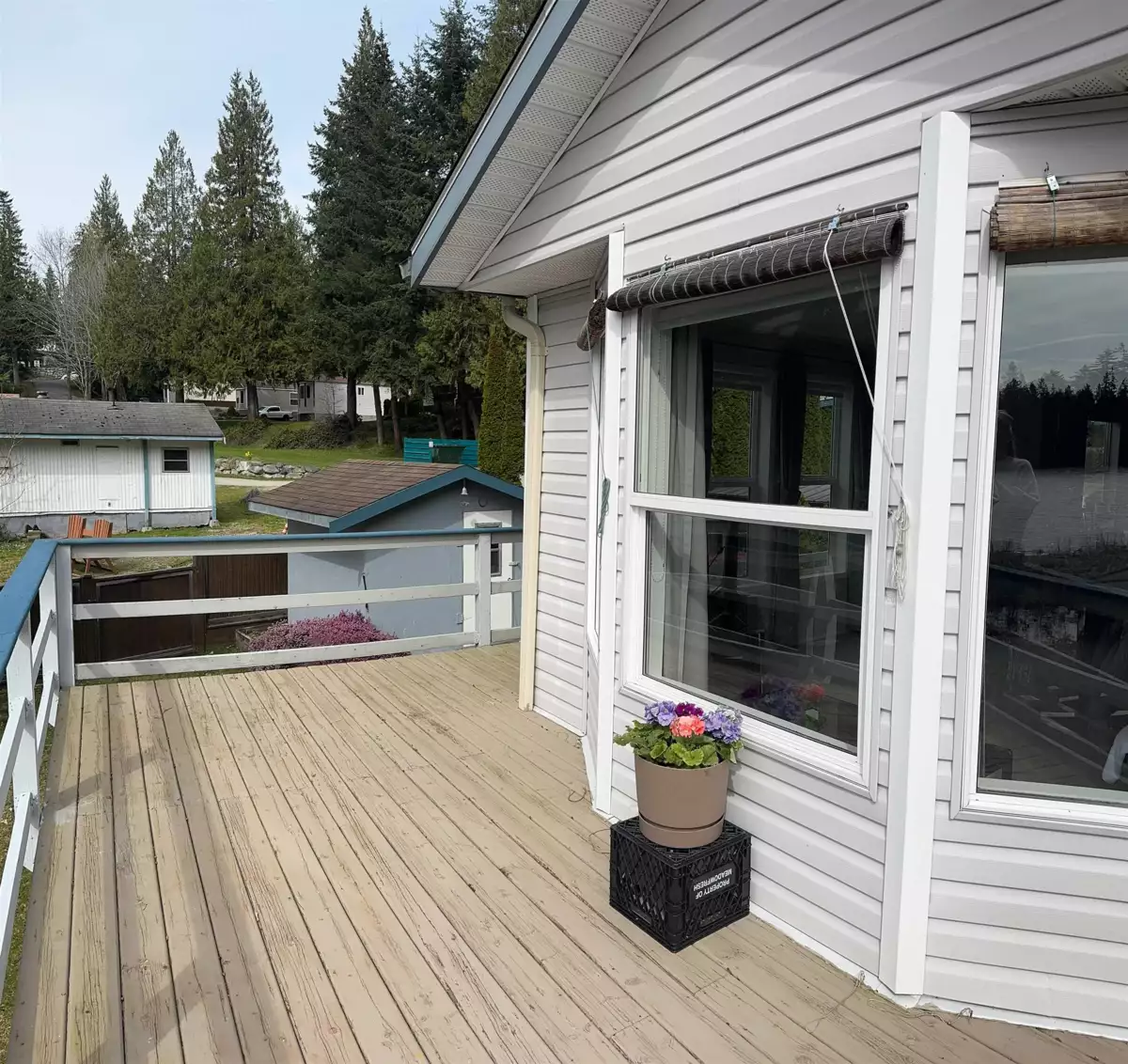 Basement Recreation Room Photo of 11 12793 Madeira Park Road, Madeira Park, BC