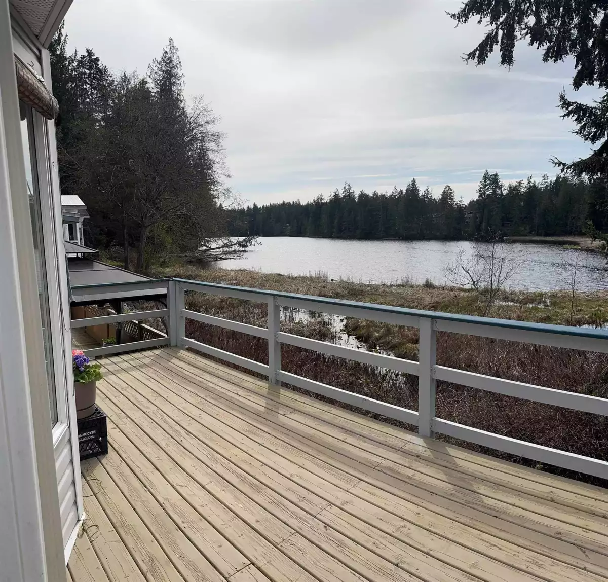 Office / Den Photo of 11 12793 Madeira Park Road, Madeira Park, BC