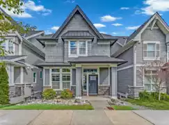 MLS R2989975