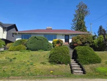 4393 Portland Street, Burnaby, BC, Burnaby — Single Family Residence for sale