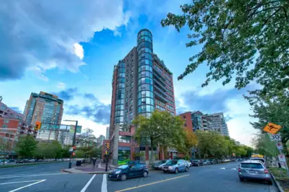 12E 199 Drake Street, Vancouver, BC, Vancouver — Apartment/Condo for sale