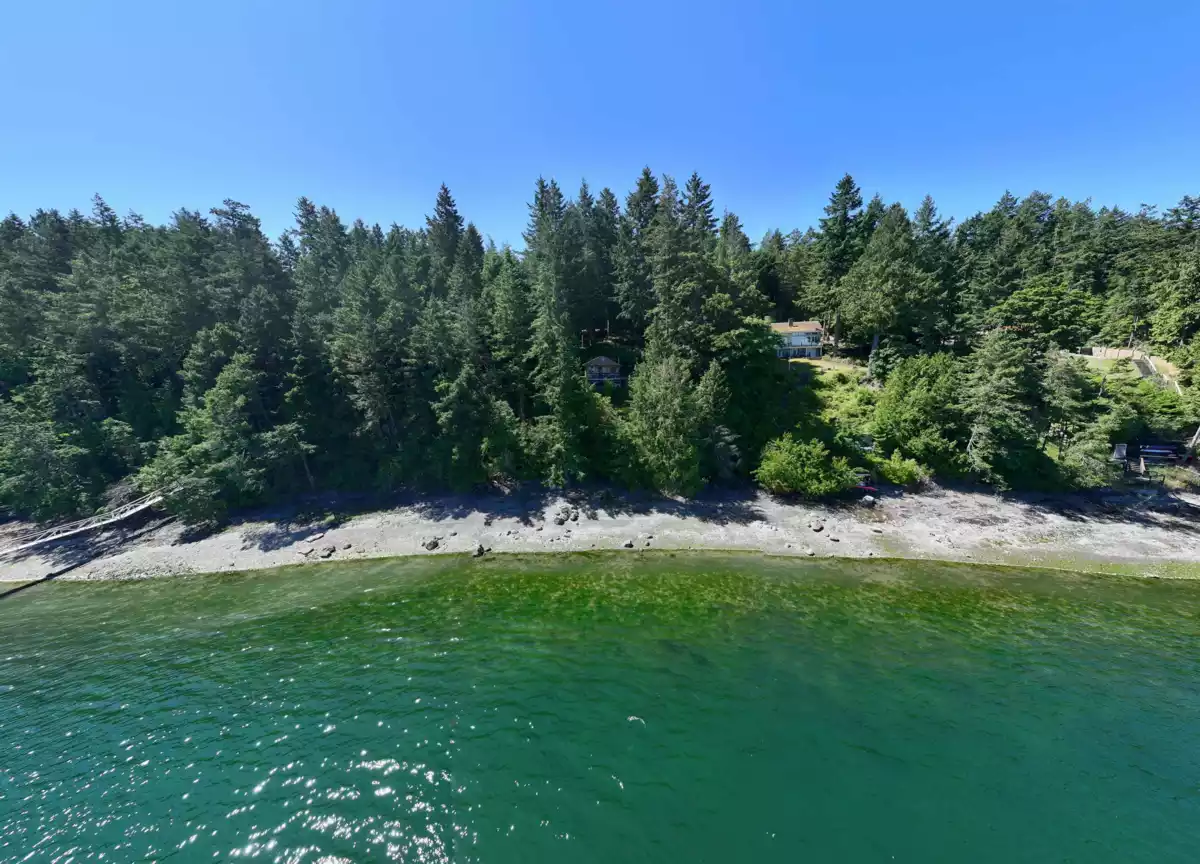 Living Room Photo of 706 Horton Bay Road, Mayne Island, BC