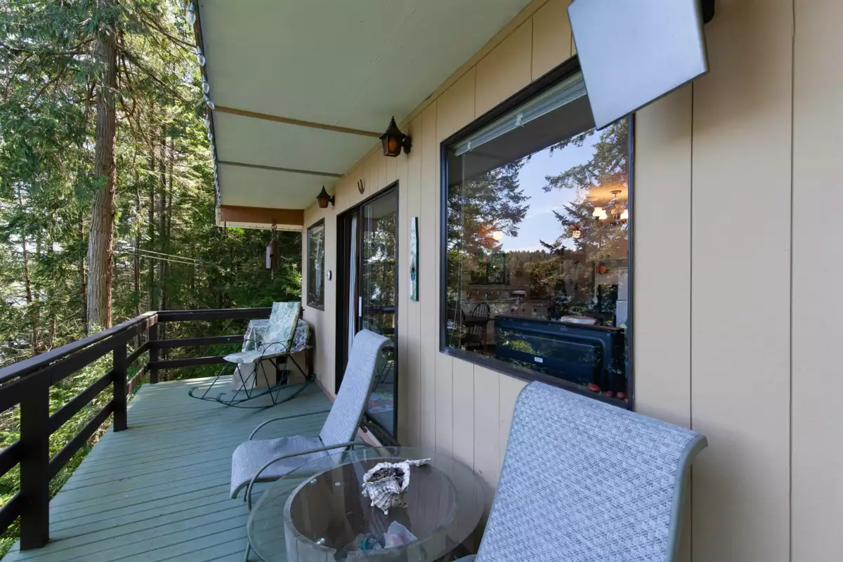 Office / Den Photo of 706 Horton Bay Road, Mayne Island, BC