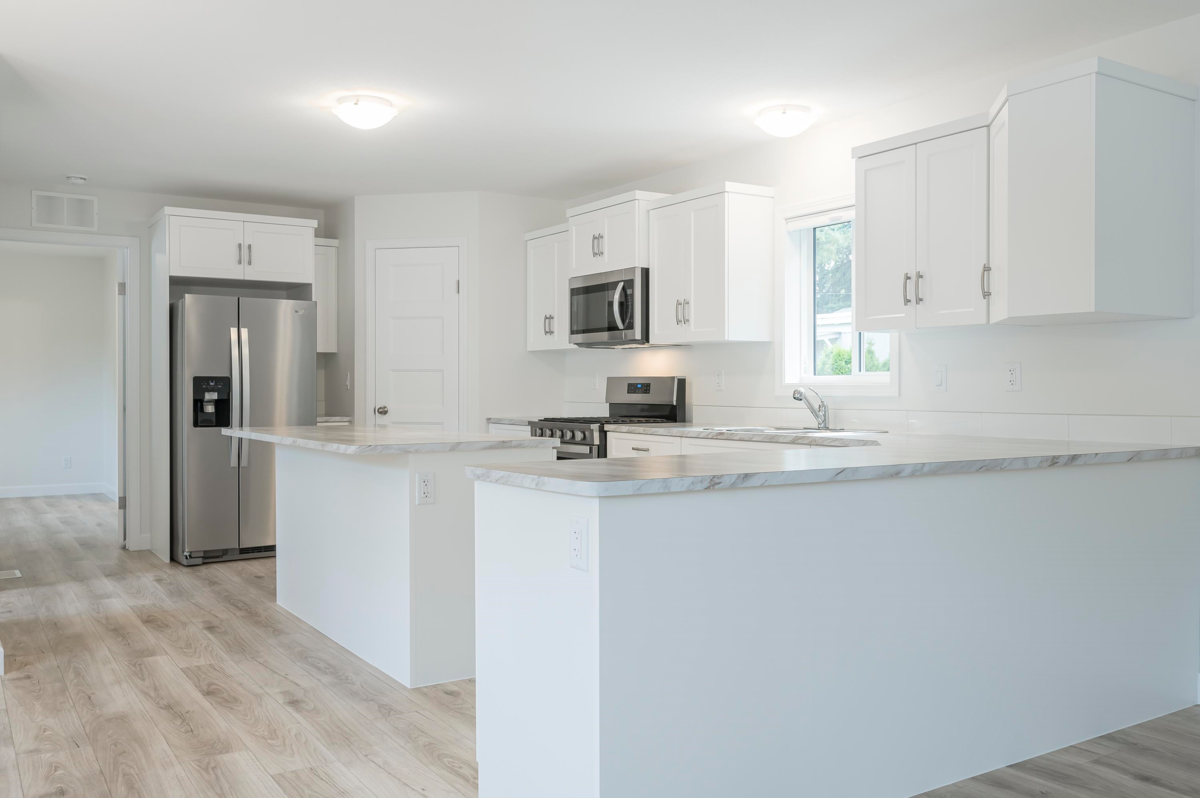 Dining Area Photo of 19 24330 Fraser Highway, Langley, BC