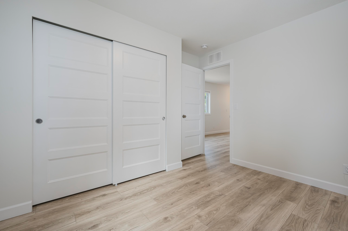 Hallway Photo of 19 24330 Fraser Highway, Langley, BC