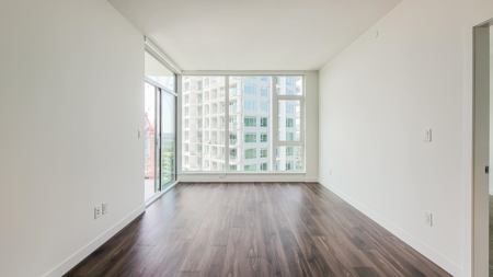 2106 518 Clarke Road, Coquitlam, BC, Coquitlam — Apartment/Condo for sale