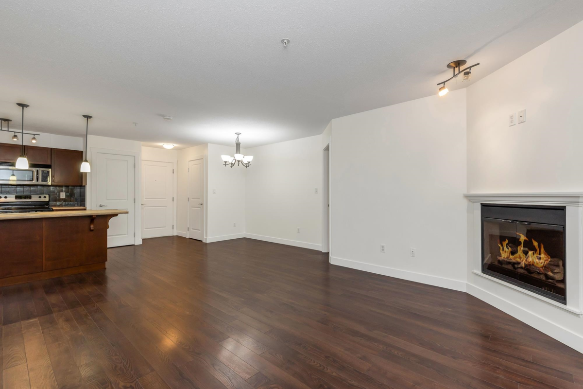 Garage Interior Photo of 104 2038 Sandalwood Crescent, Abbotsford, BC