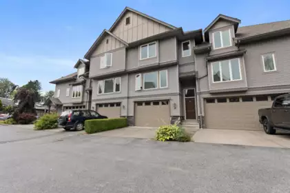 10 46083 Airport Road, Chilliwack, BC, Chilliwack — Townhouse for sale