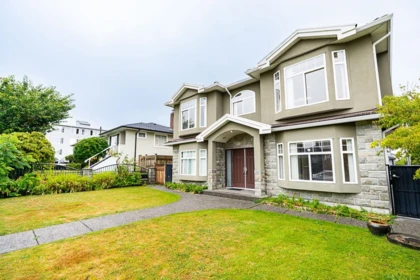 4254 Charles Street, Burnaby, BC, Burnaby — Single Family Residence for sale