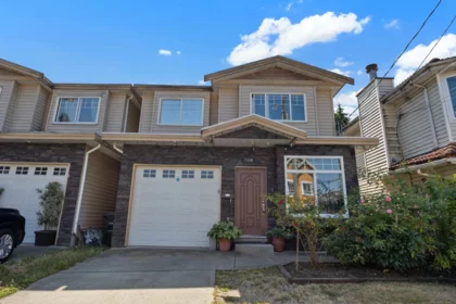 7356 12th Avenue, Burnaby, BC, Burnaby — Half Duplex for sale