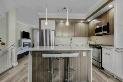 Kitchen Island Photo of 63 6350 142 Street, Surrey, BC