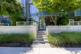 4 5233 Gilbert Road, Richmond, BC