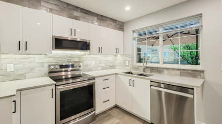 17 1561 Booth Avenue, Coquitlam, BC, Coquitlam — Townhouse for sale
