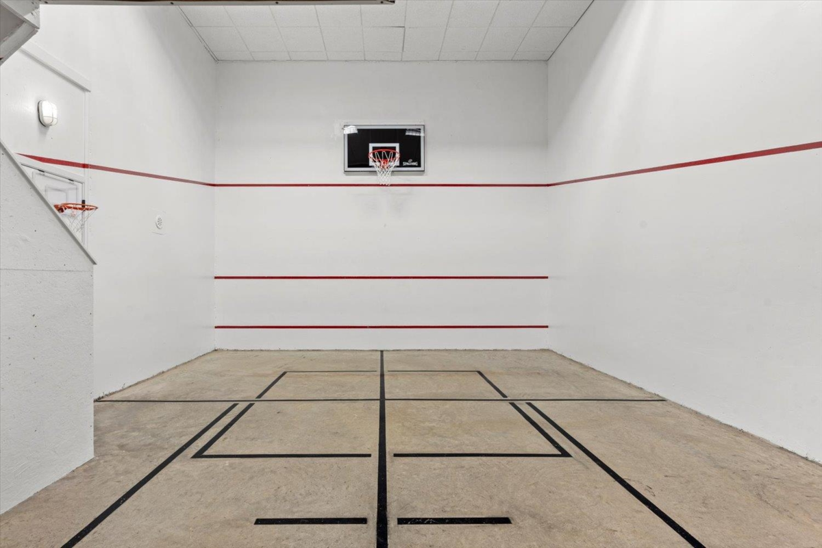 Family Room Photo of 55 50778 Ledgestone Place, Chilliwack, BC