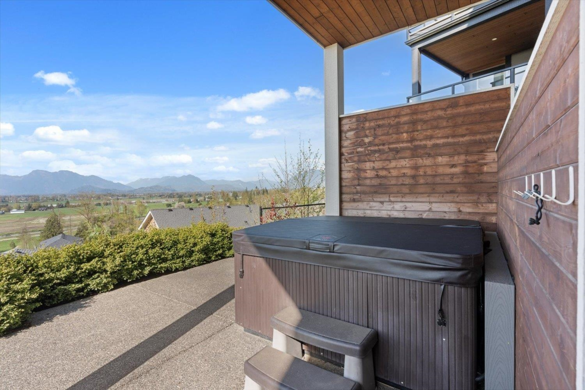 Hot Tub / Spa Photo of 55 50778 Ledgestone Place, Chilliwack, BC