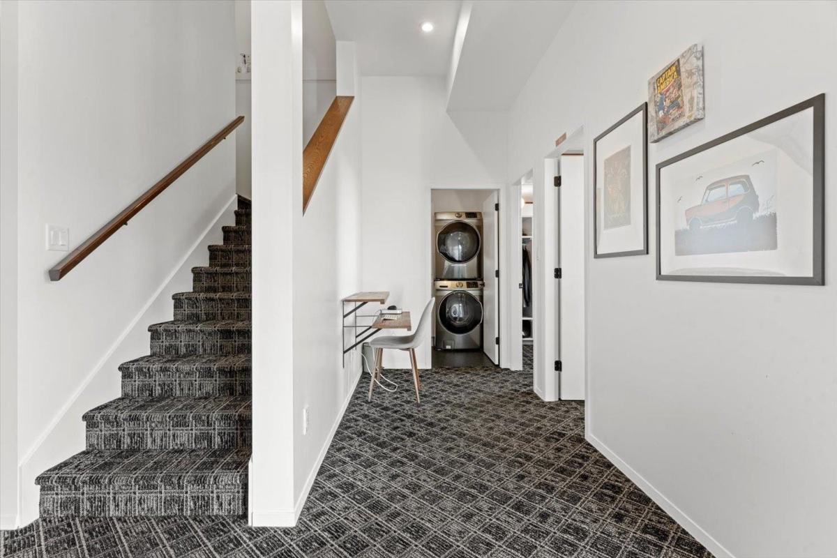 Mudroom Photo of 55 50778 Ledgestone Place, Chilliwack, BC