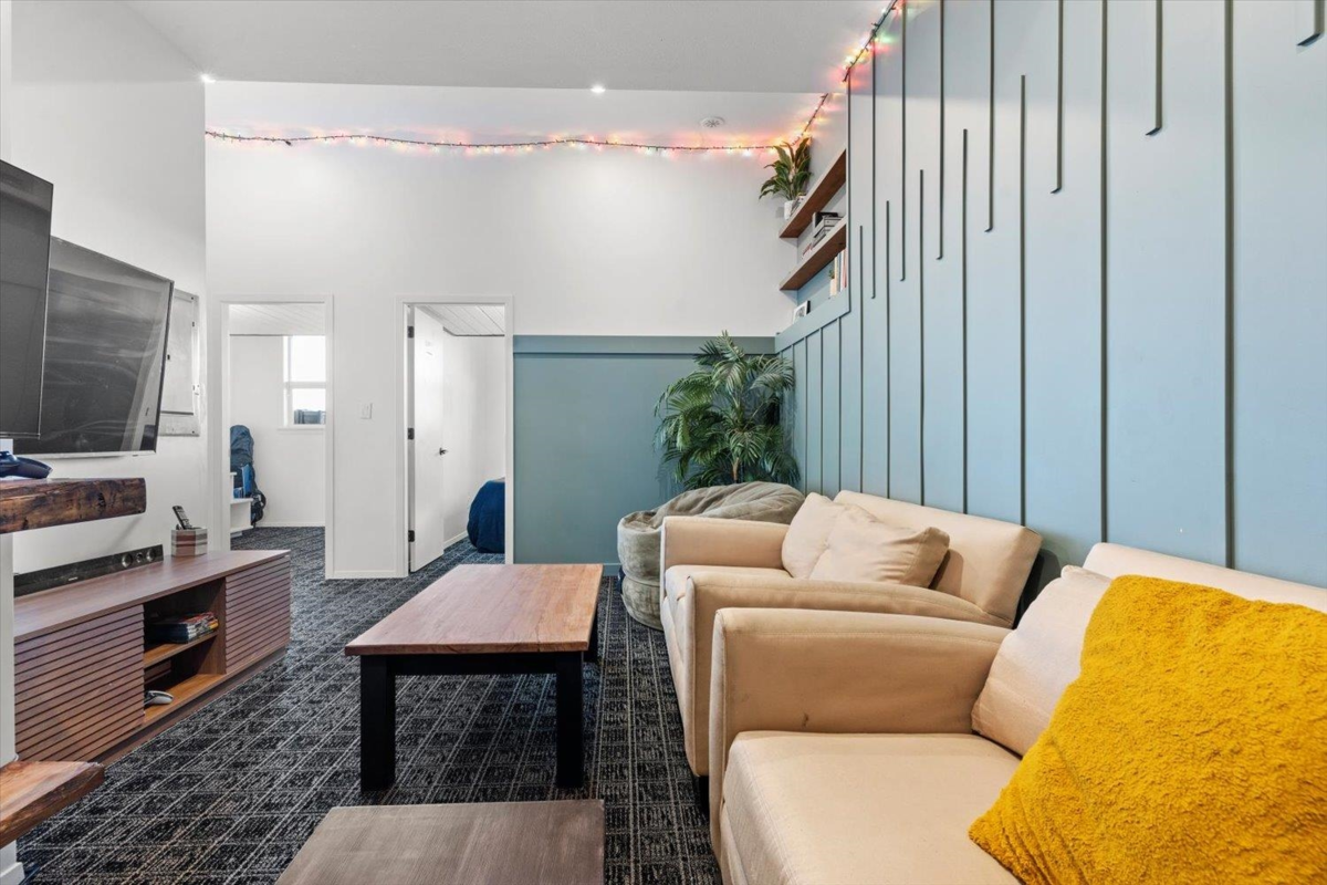 Outdoor Patio Photo of 55 50778 Ledgestone Place, Chilliwack, BC