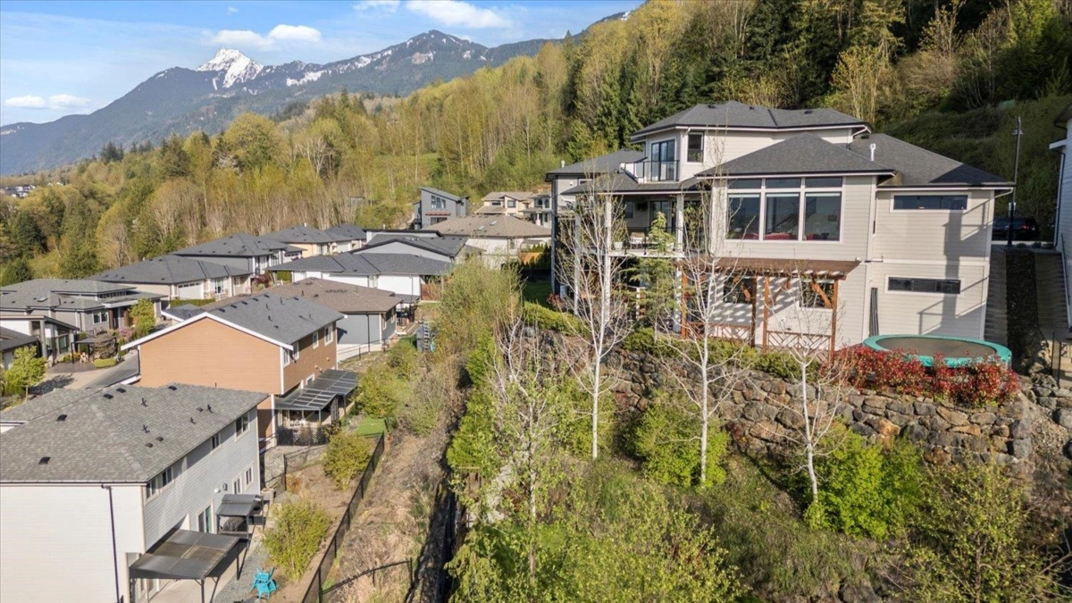 Playground / Recreational Area Near 55 50778 Ledgestone Place, Chilliwack, BC