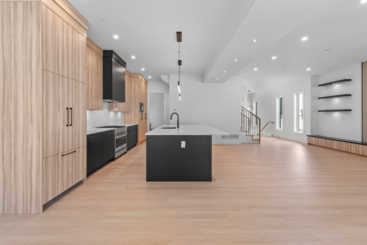 Dining Area Photo of 13158 236 Street, Maple Ridge, BC