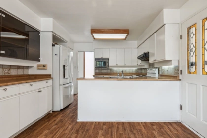 Breakfast Nook Photo of 4523 King Edward Place, Delta, BC