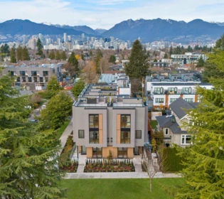 Community Amenities Photo (Clubhouse) of 585 W 29th Avenue, Vancouver, BC