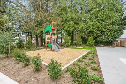 Swimming Pool Photo of 37 12635 63 Avenue, Surrey, BC
