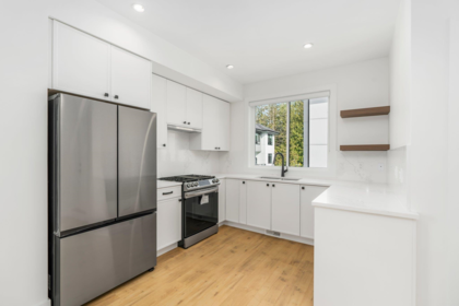 Walk-In Closet Photo of 37 12635 63 Avenue, Surrey, BC