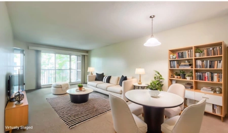 425 9847 Manchester Drive, Burnaby, BC, Burnaby — Apartment/Condo for sale