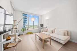 1904 4168 Lougheed Highway, Burnaby, BC